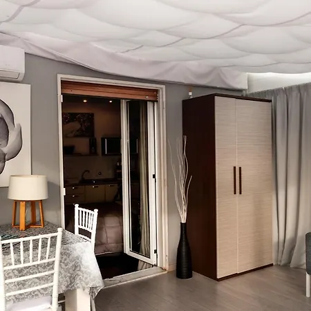 Attico Al Centro Di Holiday home Naples